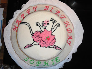 Unicorn Birthday Party Supplies on Sophie S Angelina Ballerina Cake For Her 3rd Birthday