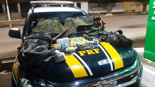 Polícia Rodoviária Federal apreende carro com armas e munições na BR 343 em Parnaíba