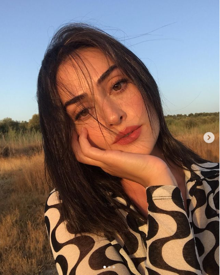 Esra Bilgic Latest Instagram Clicks