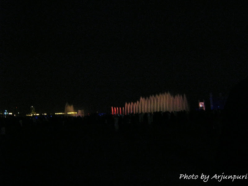 Arjunpuri in Qatar: Laser Light and Dancing Fountain show 