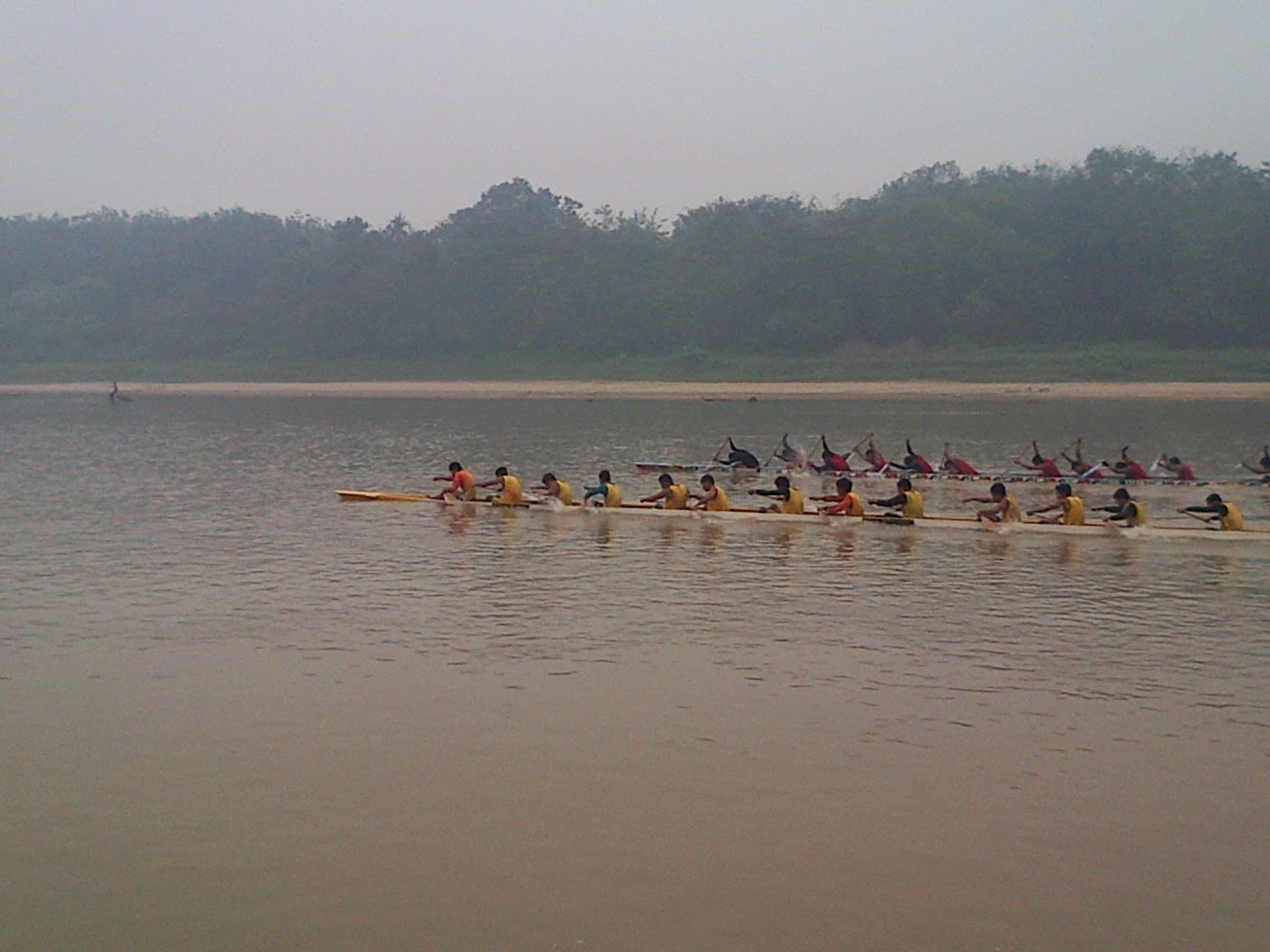 Pacu jalur pulau aro hari kedua  pramudiah