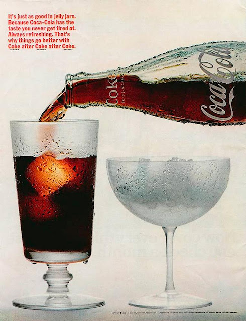 A história da Coca Cola através da propaganda 