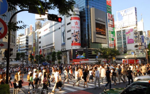 Ini Alasan Mengapa Orang Jepang Jalannya Cepat