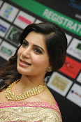 Samantha gorgeous photos in saree-thumbnail-1