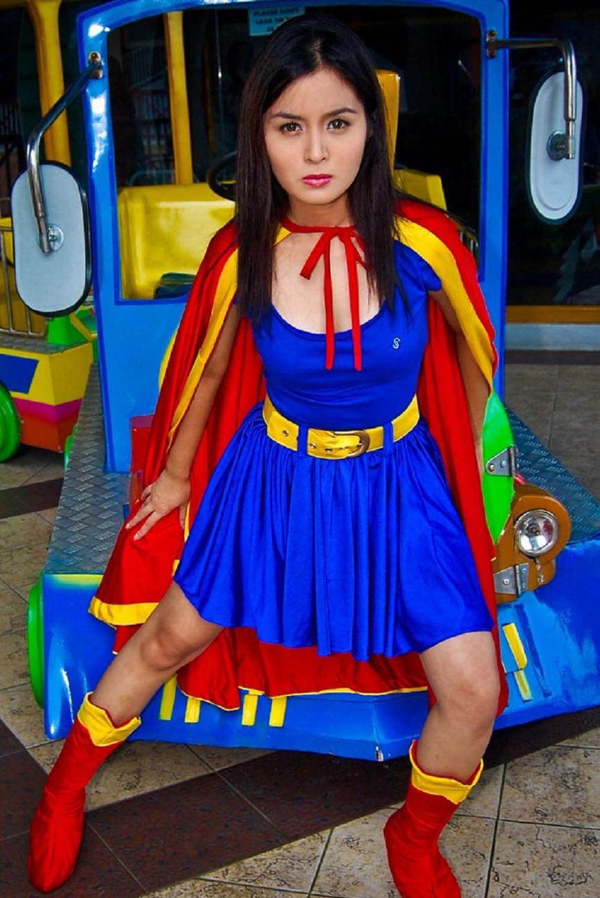 kris bernal supergirl cosplay 02