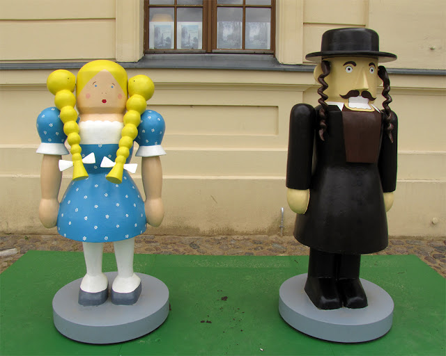 Herschel & Gretel by Victor Kégli, Jüdisches Museum Berlin (Jewish Museum Berlin), Lindenstraße, Berlin