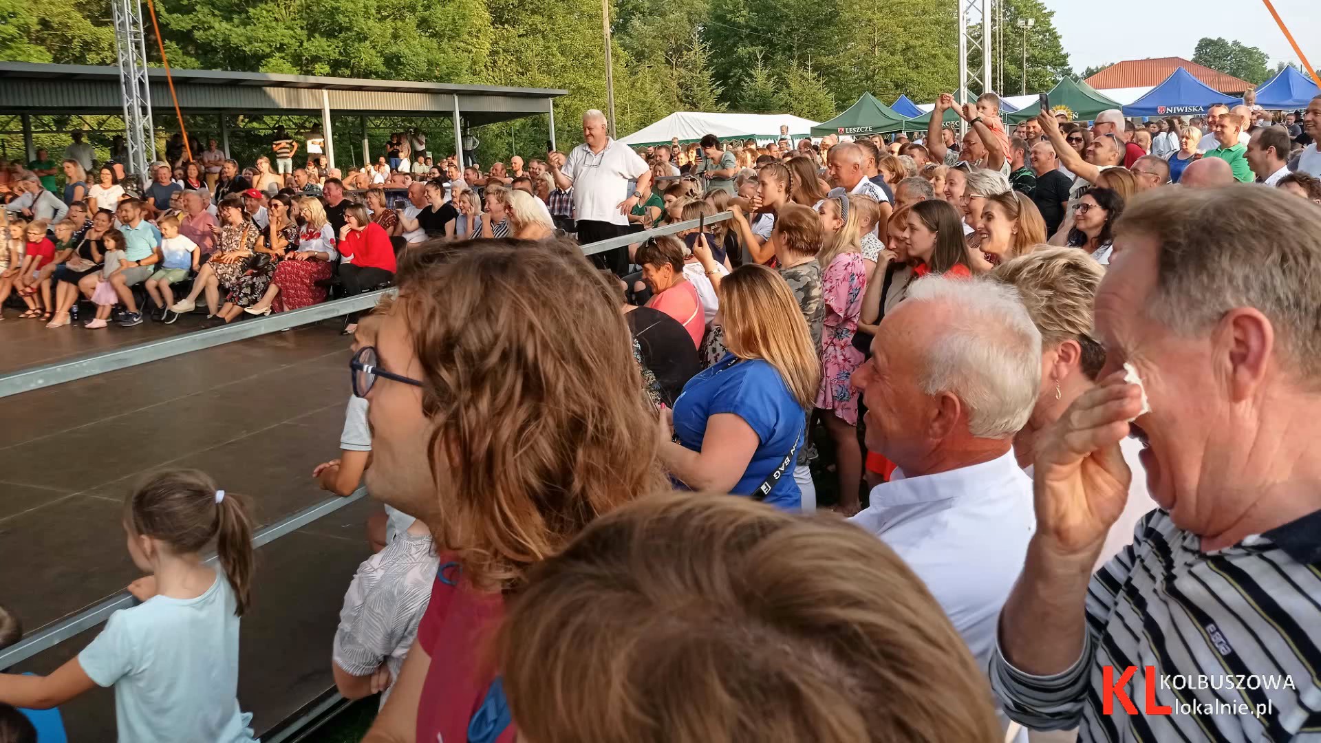 Tłumy na dożynkach w Trześni [ZDJĘCIA, WIDEO]