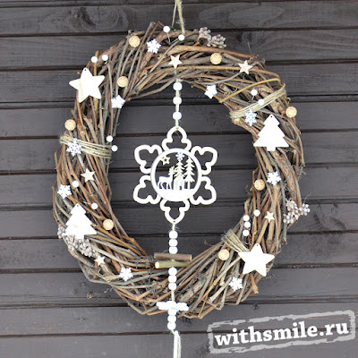 DIY Christmas wreath on the door. Новогодний венок на дверь.