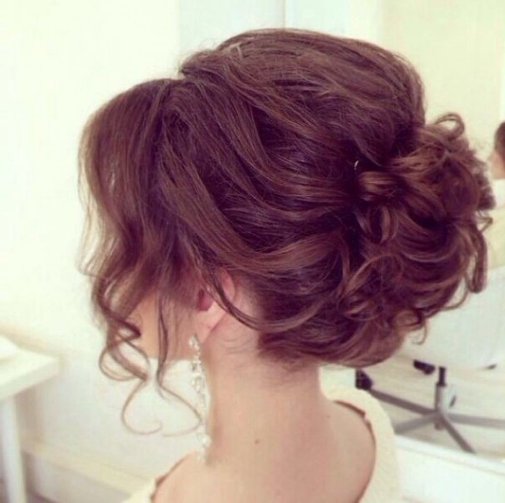 59 Prom Hairstyles  To Look The Belle Of The Ball  Hairstylo