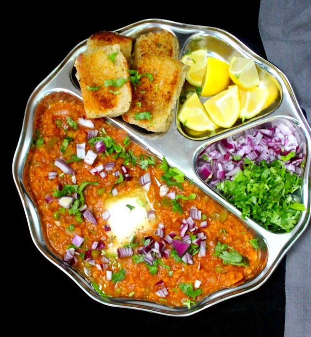 Pav Bhaji - Mumbai Recipe