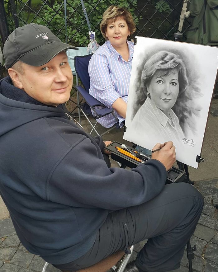 realistic pencil artists