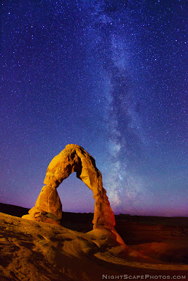 Nightscape Photography - Delicate Arch - Milky Way - Stars