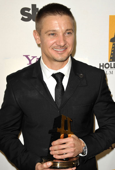 Jeremy Renner egyik filmb li jelenet t megn zheted ITT