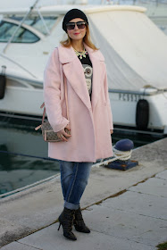 oversized pink coat, cesare paciotti chloé susanna lookalikes, gucci pink bag, owl sweater, fashion and cookies, fashion blogger