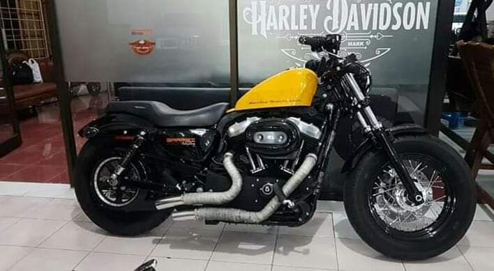 Jual Moge Harley Sportster Cakep Tangki Kuning LAPAK 