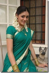 parvathi melton in saree