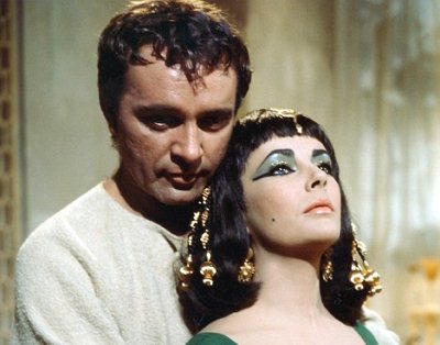 Elizabeth Taylor  Richard Burton on Cleopatra  Dir  Joseph L  Mankiewicz  1963