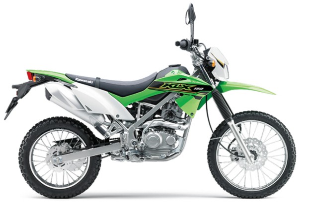 rekomendasi-motor-trail-150-cc-terbaik-termurah-di-indonesia-2022-kawasaki-klx-150