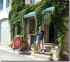 060 The wine tasing cave.