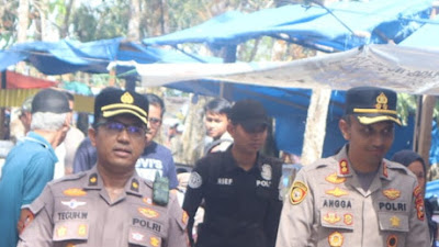 Tegas dan Taktis, Kompol Teguh Wiyono Sukses Komandoi Pengamanan Festival Pacu Jalur Rayon III Kuansing