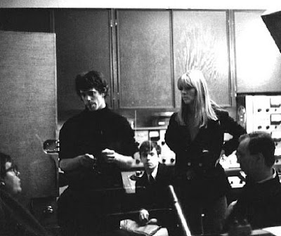 lou reed velvet underground. Andy Warhol was fascinated by