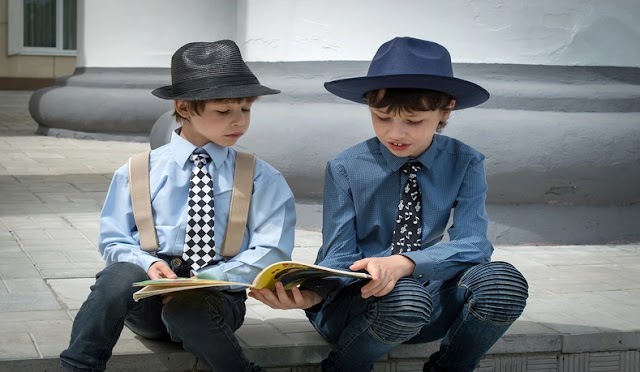 How Parents Can Support Their Child's Studies | मुलाच्या अभ्यासाला समर्थन दया 