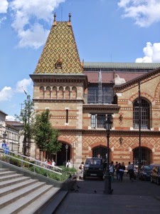 Roof Central Market