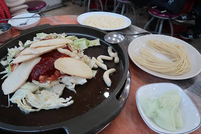 Chuncheonjip Dakgalbi Makguksu