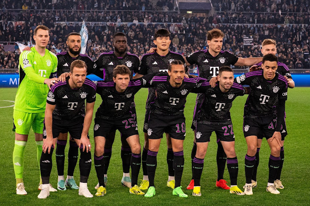 📸F. C. BAYERN MÜNCHEN 📆14 febrero 2024 ⬆️Manuel Neuer, Noussair Mazraoui, Dayot Upamecano, Min-jae Kim, Leon Goretzka, Joshua Kimmich. ⬇️Harry Kane, Thomas Müller, Leroy Sané, Raphaël Guerreiro, Jamal Musiala. S. S. LAZIO 1 🆚 F. C. BAYERN MÜNCHEN 0 Miércoles 14/02/2024, 21:00. Liga de Campeones de la UEFA, octavos de final, partido de ida. Roma, Italia, estadio Olímpico: 57.470 espectadores. GOLES: ⚽1-0: 69’, Ciro Immobile, de penalti.