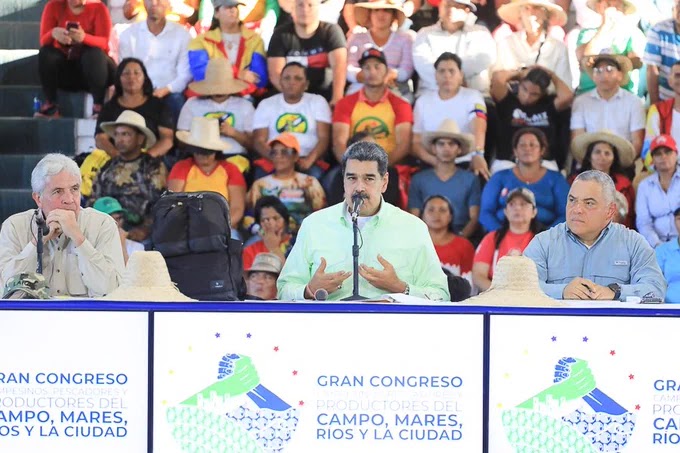 Maduro ordena mejorar la distribución de combustible al sector campesino y pesquero