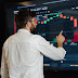 O impacto das criptomoedas no panorama financeiro global: Desafios, oportunidades e perspectivas futuras.