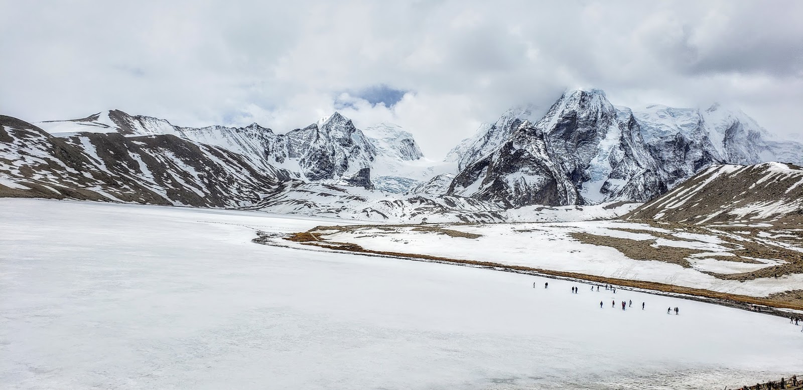 A Road trip To North Sikkim - Gurudongmar, Lachung, Yumthang Cover