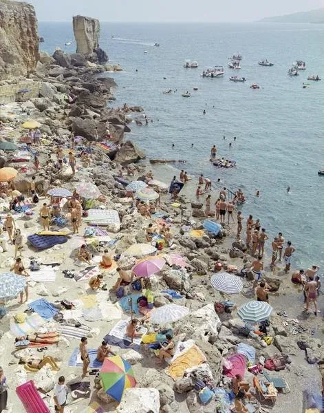 Massimo Vitali, Porto Miggiano, Vertical, 2009