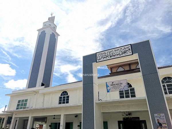 Gambar Masjid Saidina Osman Mukim Tepi Sungai