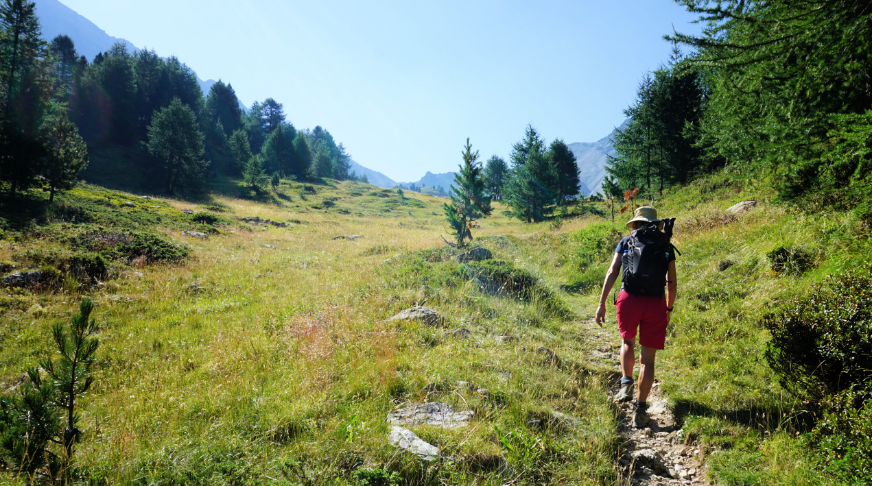 Climbing to Col Tronchet