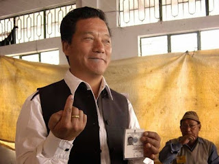 Bimal Gurung after casting his vote