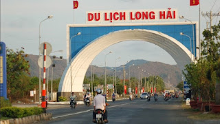 Cổng chào về khu du lịch Long Hải, Huyện Long Điền, Bà Rịa Vũng Tàu