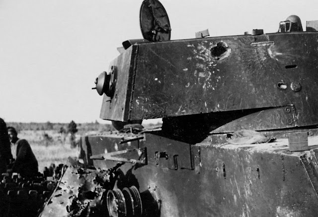 KV-1 model knocked out by 88mm shell, 21 August 1941 worldwartwo.filminspector.com