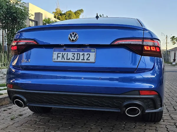 Novo VW Jetta GLI 2023