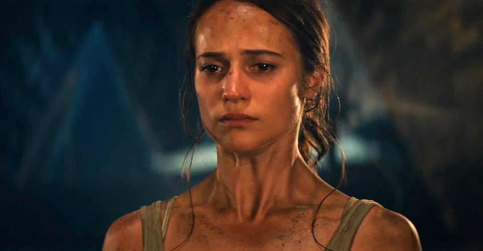Кадр из фильма "Tomb Raider: лара крофт". Появилась причина, по которой отменили Tomb Raider 2