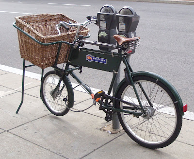 basket cargo bike bicycle hauling working