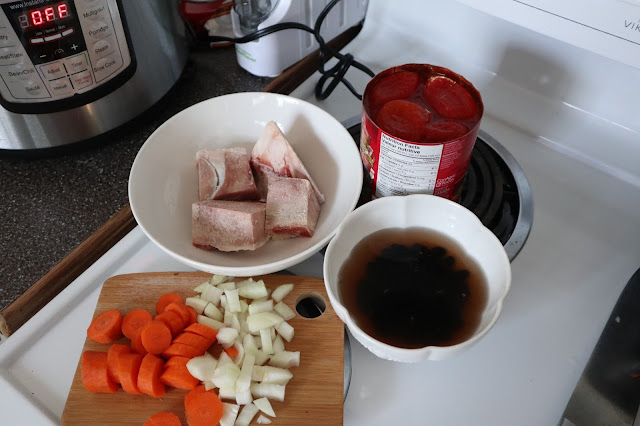 Instant Pot Beef Bone tomato soup