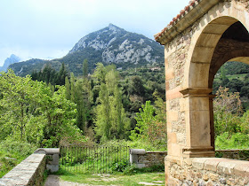 arcos Santa María de Lebeña