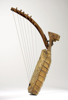 harpa antiga do tempo bíblico