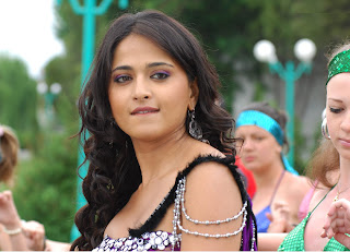 Entertainment and Photo Gallery of Anushka Shetty Bollywood Actress and model