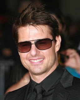 tom cruise, hot tom cruise, tom cruise hot, tom cruise beautiful, tom cruise body, tom cruise wife, tom cruise and suri, tom cruise with his hot wife, tom cruise make up, tom cruise long hairs, tom cruise hair styles, tom cruise in london, 