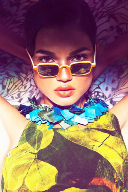 Kaltblut Magazine, Daniela Braga, Fernando Mazza, Mauricio Mariano & Alessandro Lazaro, Tropicaliente, editorial