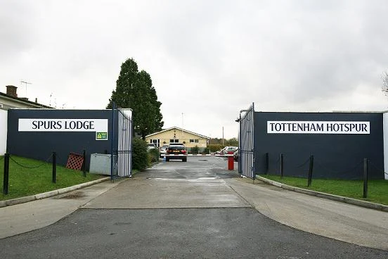 Spurs-Lodge