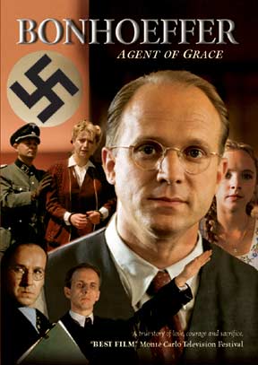 Agente de Gracia - Dietrich Bonhoeffer
¿Cómo debe conducirse una persona de principios en tiempos en que nadie los respeta?Esa pregunta atormentaba a Dietrich Bonhoeffer, destacado pastor, teólogo y martir Alemán que se opuso a Hitler y el régimen nazi, cuyas convicciones terminaron costándole la vida. Los nazis lo colgaron el 9 de abril de 1945, menos de un mes antes de que se terminara la guerra.Retrata los últimos años de Bonhoeffer, su participación en la resistencia alemana y su lucha por mantenerse fiel a sus principios.La pelicula es mucho más que una simple biografía, también nos muestra los esfuerzos de la prácticamente desconocida resistencia alemana.Este filme retrata el heroísmo con que Bonhoeffer, un ministro Luterano que pudo haber callado para salvarse, decidió rebelarse e ir hasta las últimas consecuencias por ser fiel a sus creencias.
