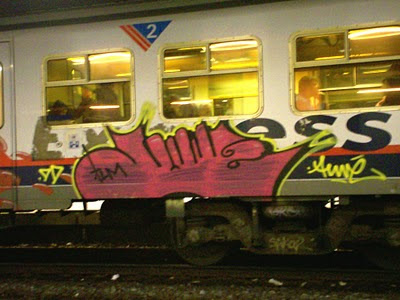 Graffiti_Alphabet_Bubble_Design_on_Train
